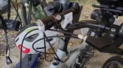 Bike flashlight quick mount