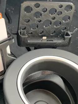 iPhone 12 Dock for BMW i3