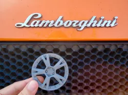 Lamborghini LP560-4 wheel