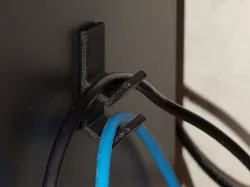 Magnetic hook for usb cables