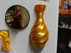 Magnetic Low-poly Rose Twist Vase