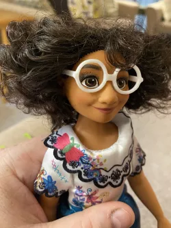 Mirabel's Glasses