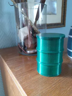 "Oil" Barrel for pens et cetera