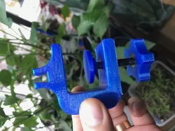 Plant LED holder (adjustable)