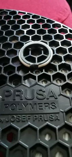 Prsten prusament