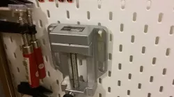 Skadis vice hook