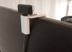 SteelSeries Arctis 1 Wireless dongle holder