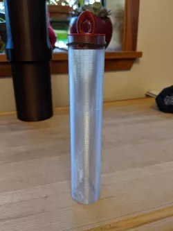 Thistle seed feeder