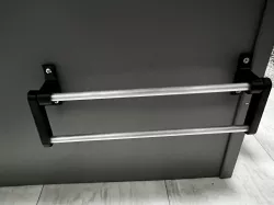 Wall mount shoe holder