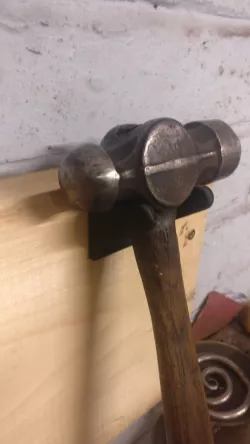 Angled Hammer Bracket