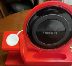 Apple Watch with Samsung PG9201 Charging Station