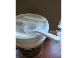 Behr 5 gallon deck stain lid opener