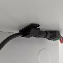 Cable clip