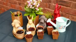 Dog The Gardener Toy/Pot/Planter