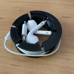 EarPods case with cabel lock