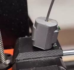 Filament Dust Filter Remix with bigger holes.