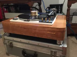 Garrard Vintage Record Player Logo