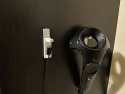 HTC Vive Controller wall mount using Command Hooks w/USB holder