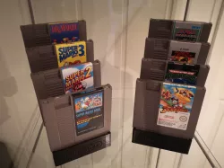 Nintendo NES Cartridge Holder