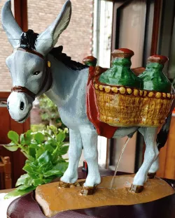 peeing mule
