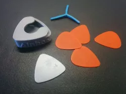 Pick holder