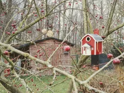 SWEDISH BIRD HOUSE