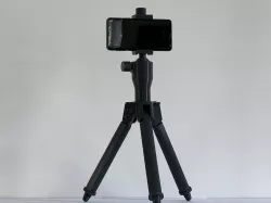 Tripod for Phones (100% 3D-printable)