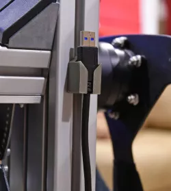USB plug holder with M5 hole