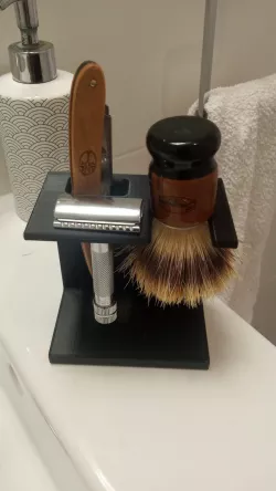 Wet Shaving Stand