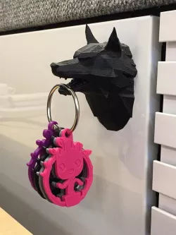 Wolf Head Magnet