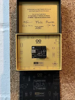 Arduino UNO Mini Limited Edition Wall Mount