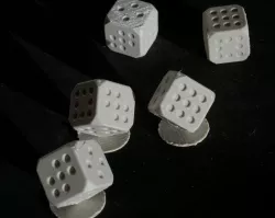 Miwin dice (intransitive)