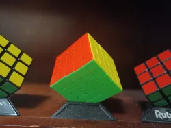 Simple Rubik's Cube Holder