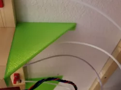 Simple shelf brace/bracket