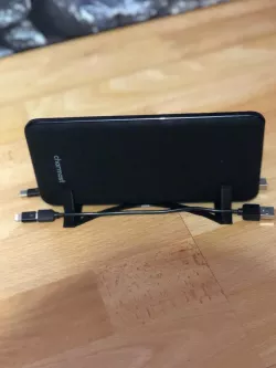 Vertical Stand Powerbank