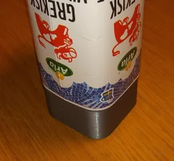 Yoghurt package holder for packages with top cap
