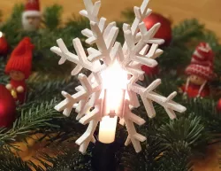 3-in-1 snow flake: Extension for Christmas tree lights + Standalone decoration + Hanging decoration