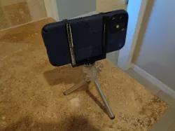 Cell phone tripod mount