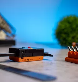 Digital caliper battery mod