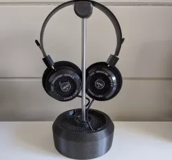 Headphone Stand with Cord Storage!!!