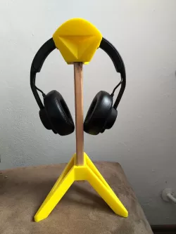Headphones stand