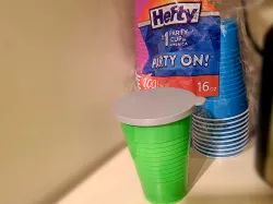 Hefty Disposable Cup Cover/Lid 16oz