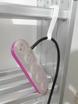 Hook cable holder for aluminium stair