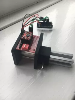 Mini pcb holder