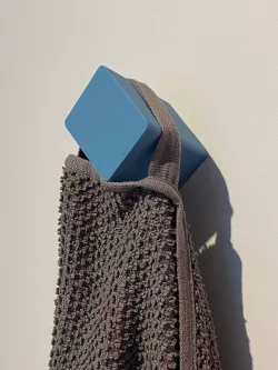 Minimalist Hook (Hidden Screws)