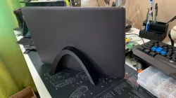 Noteboot table stand - Notebook vertical holder