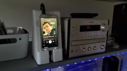 Phone stand