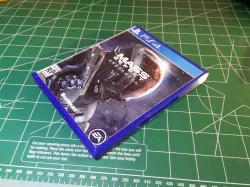 PS4 fake bluray gift for pre-ordered games
