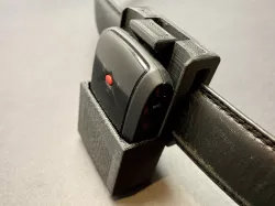 QStarz Travel Recorder XT belt clip