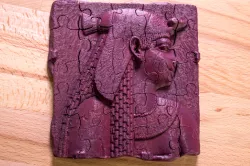 Relief Plaque Depicting a Queen or Goddess - 3D puzzle
